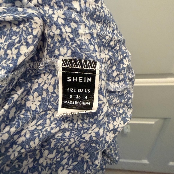 SHEIN Blue and White Floral Maxi Skirt - Picture 2 of 2